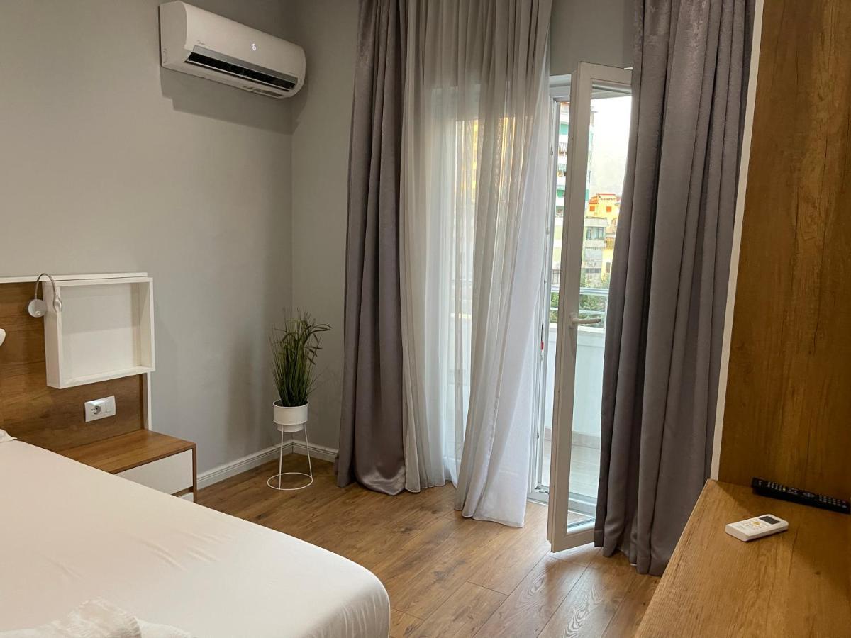 Andys Rooms Hotel Tirana Buitenkant foto