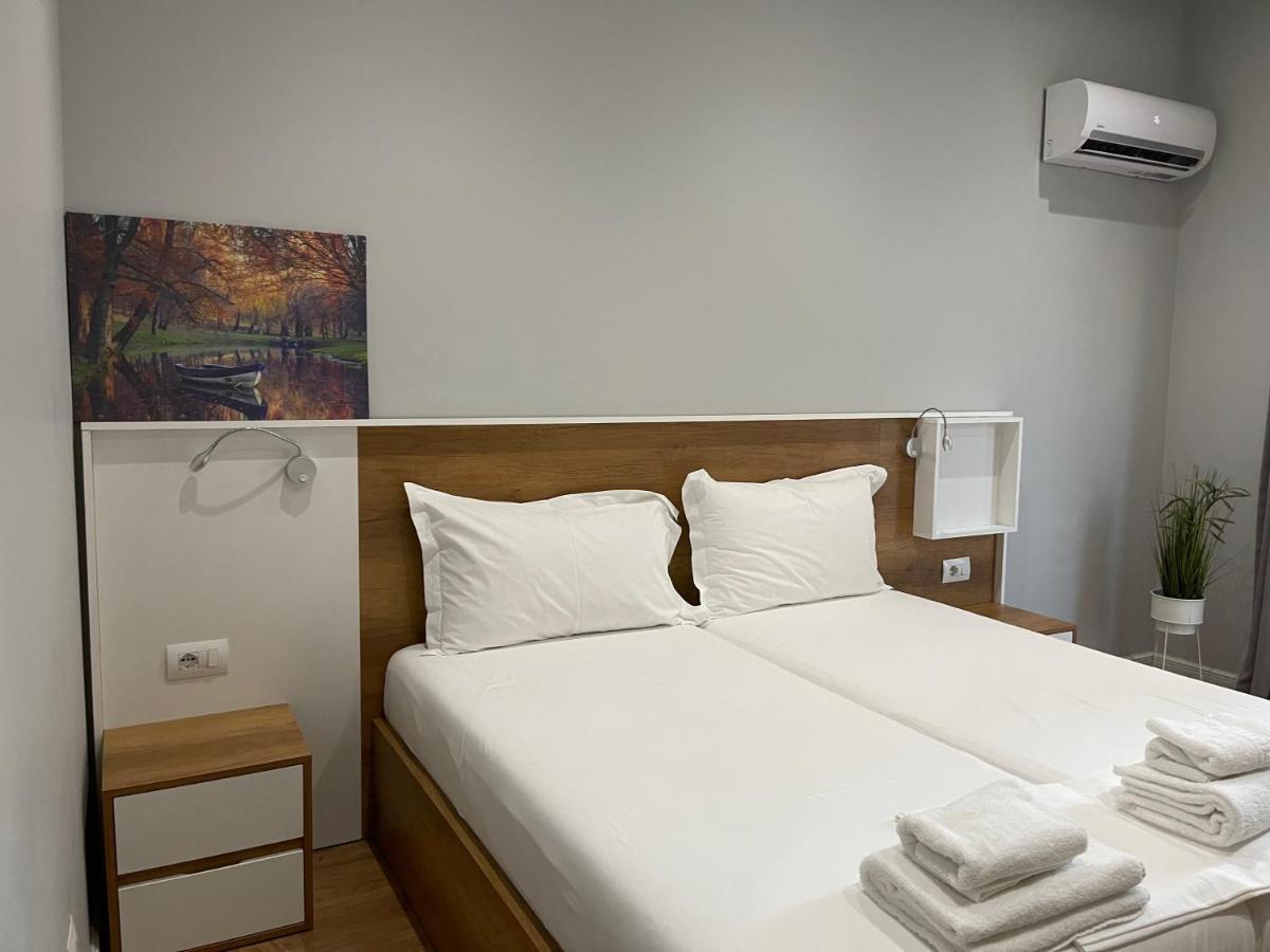 Andys Rooms Hotel Tirana Buitenkant foto